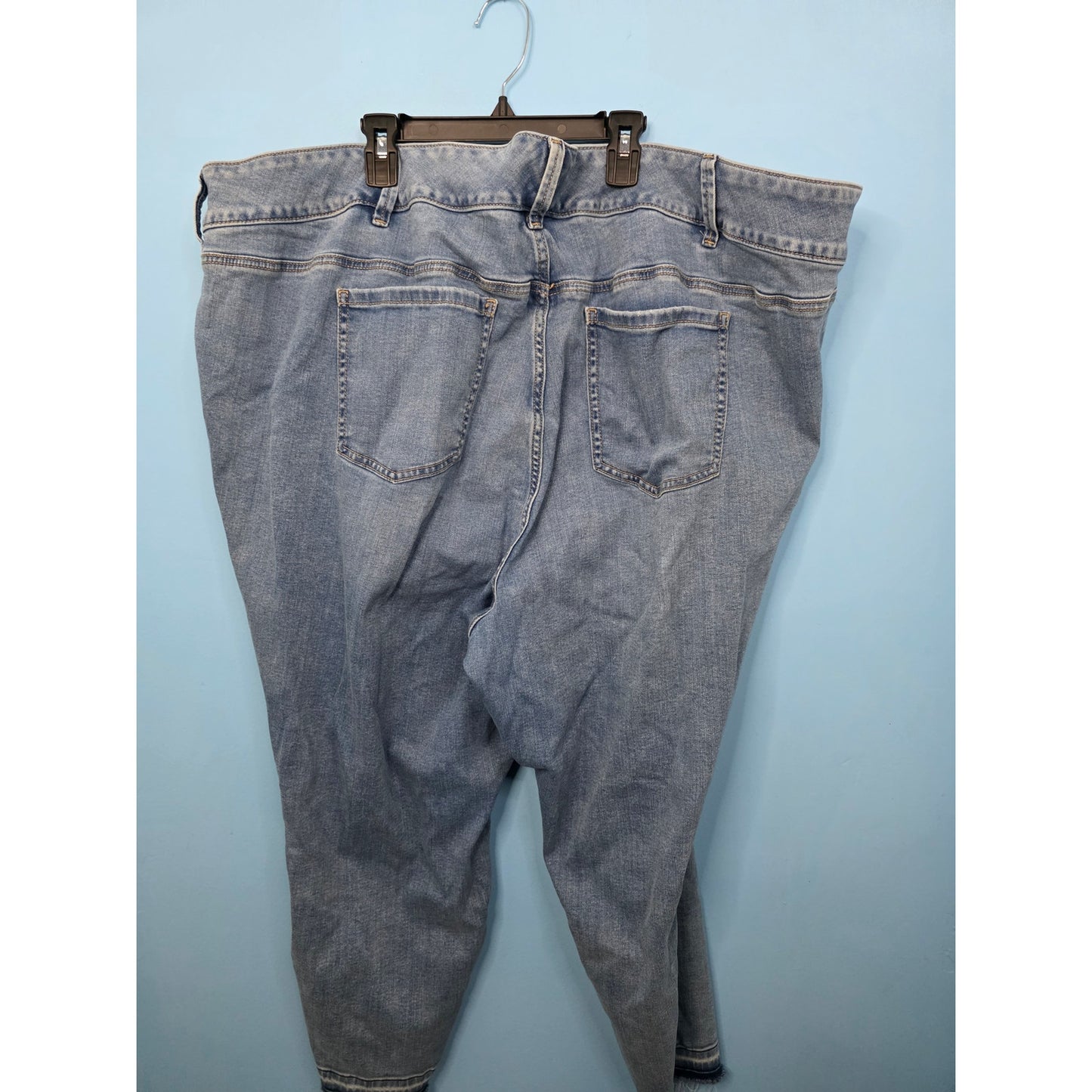 Torrid Denim Jegging Size 30 Short Frayed Hem Light Wash