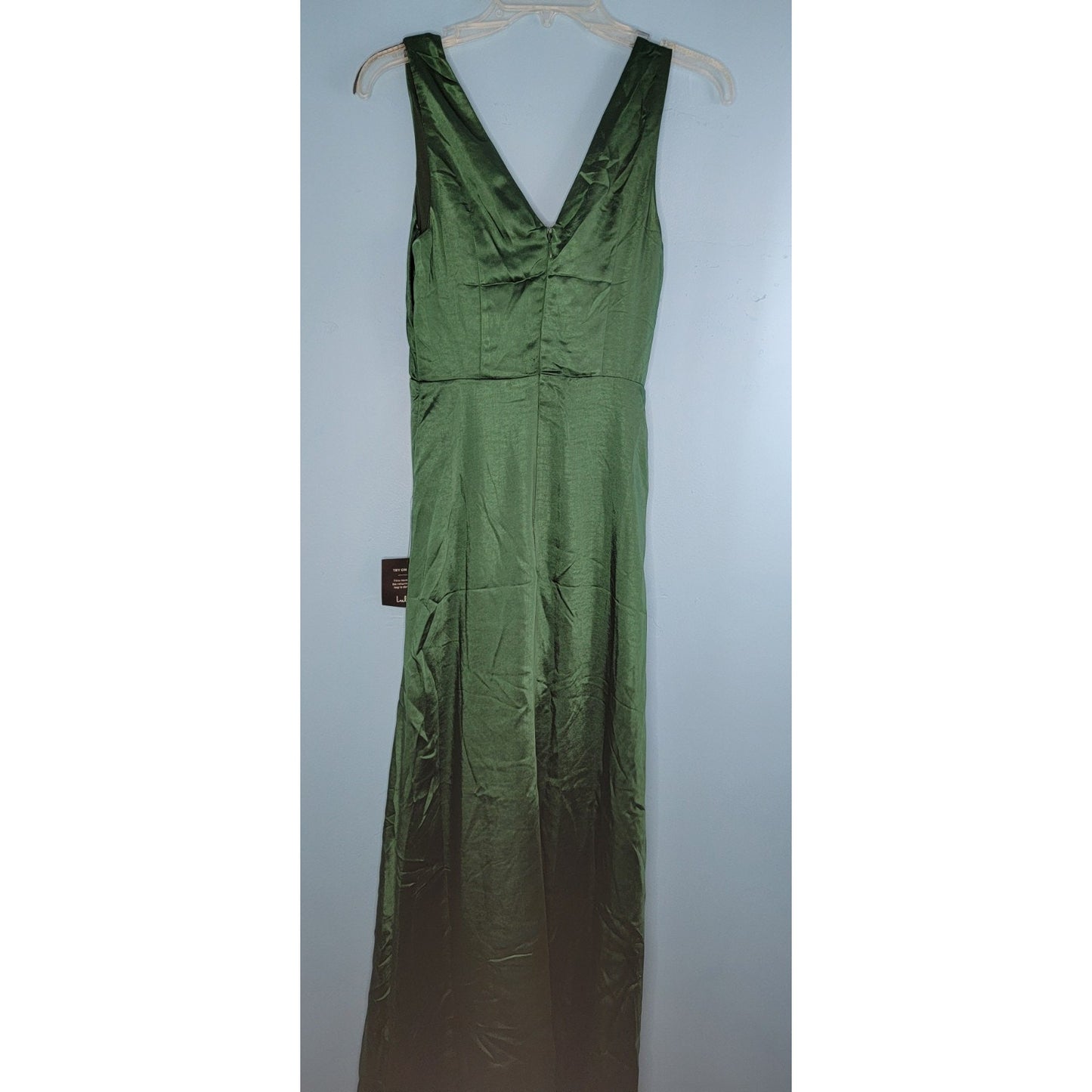 Perfect Refinement Emerald Satin Sleeveless Pleated Maxi Dress NWT Size Small