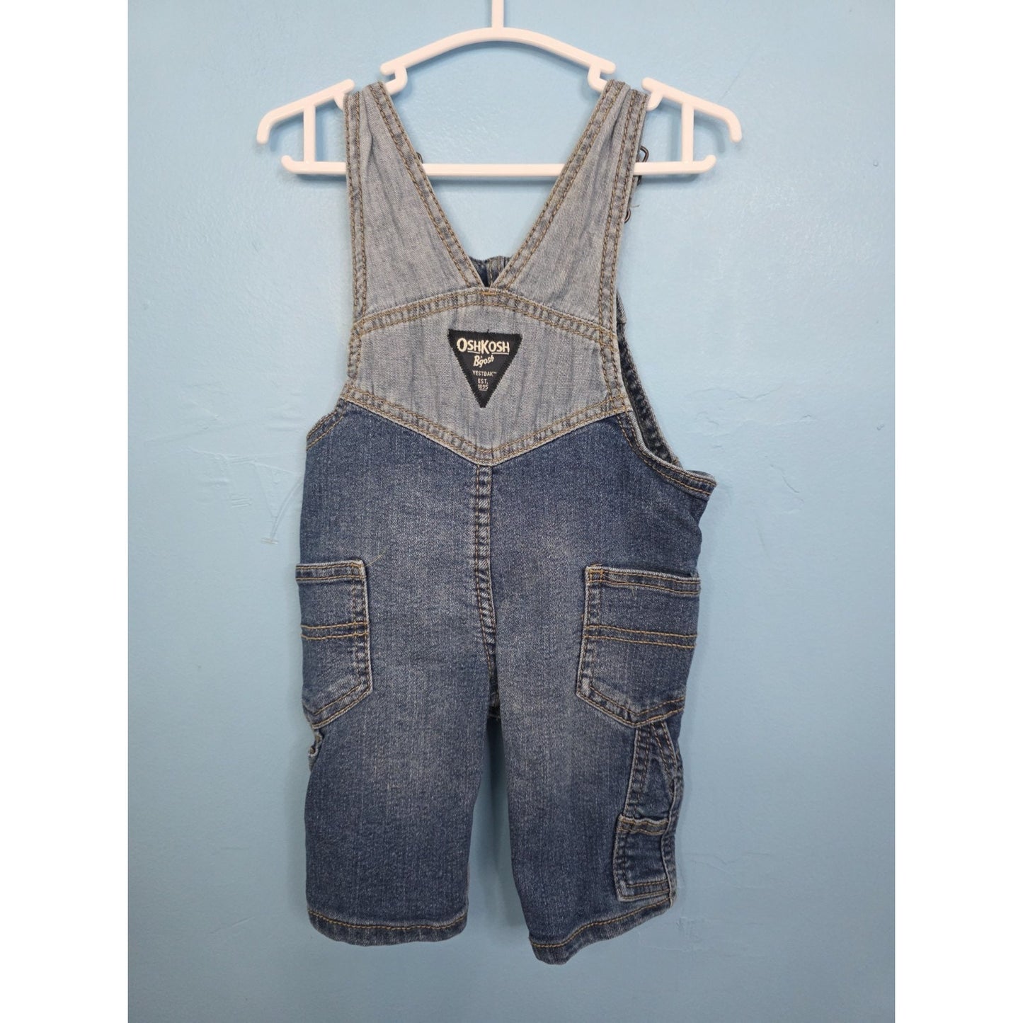 Oshkosh B’gosh baby 3m distressed denim overalls with light blue pocket vestbak