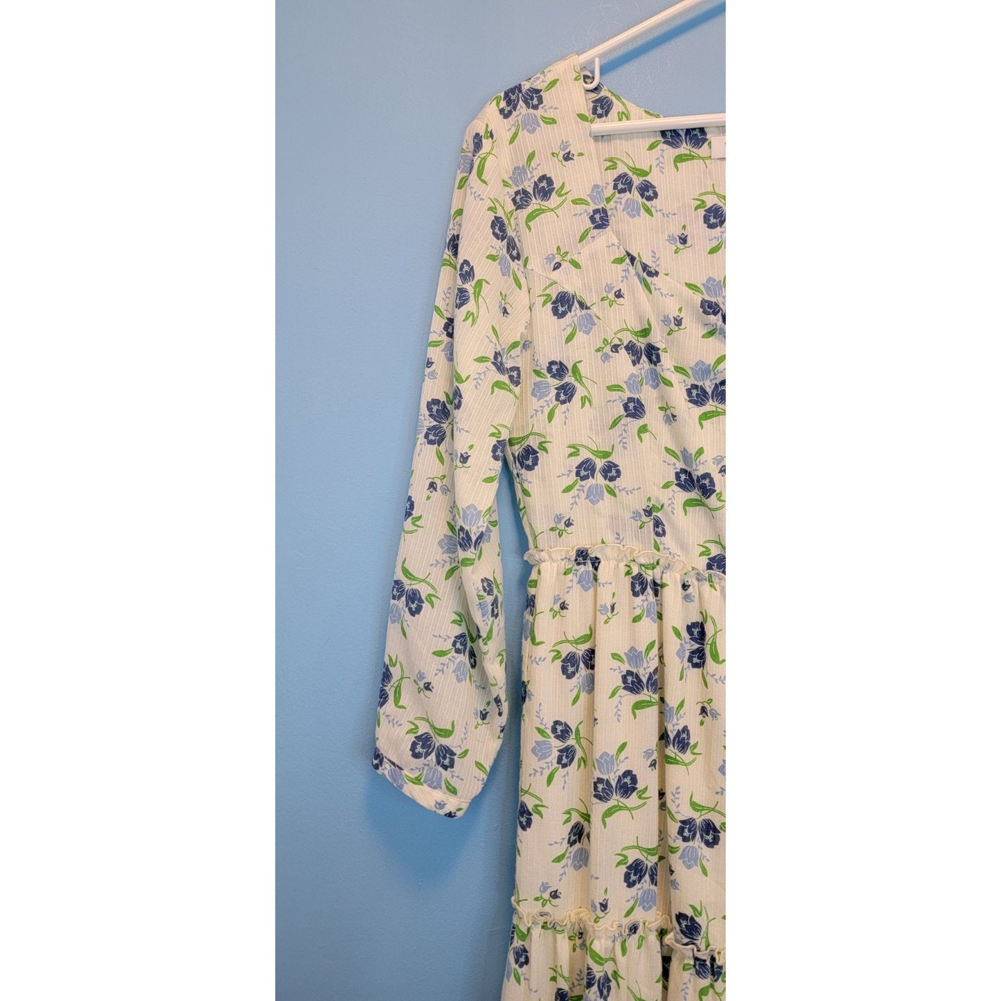 Sweet Baby Jamie Ivory Floral Print Tiered 3/4 Sleeve Midi Dress Size Medium