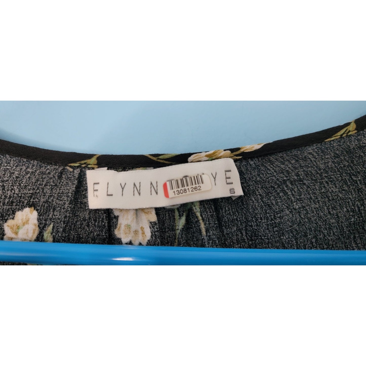 Flynn Skye Small Elsie Midi Dress Black White V Neck Hourglass Puff Sleeves NWOT