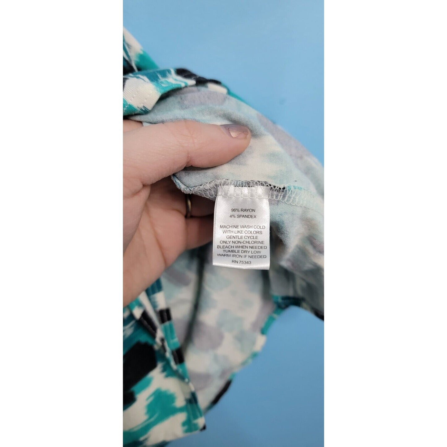 Lucy & Laurel Black White Turquoise Deep V Neck Cap Sleeve Dress Size Small