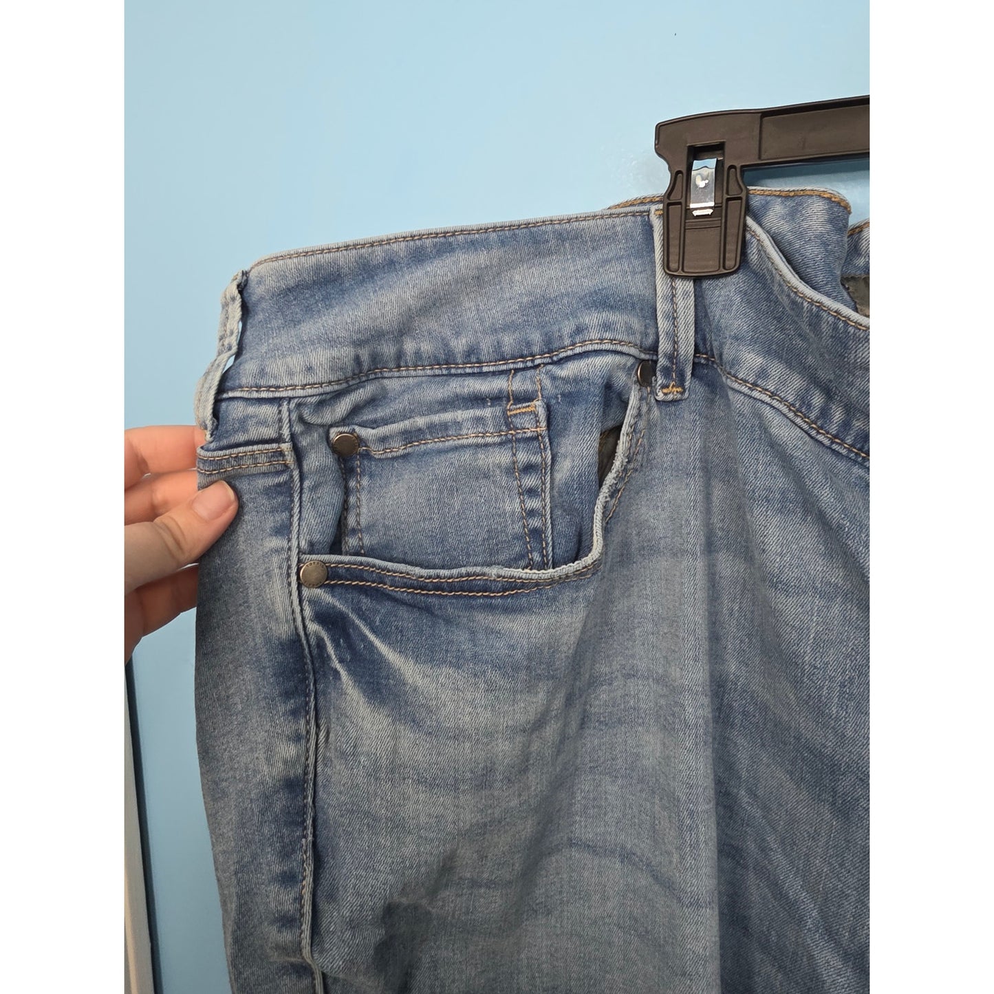 Torrid Denim Jegging Size 30 Short Frayed Hem Light Wash