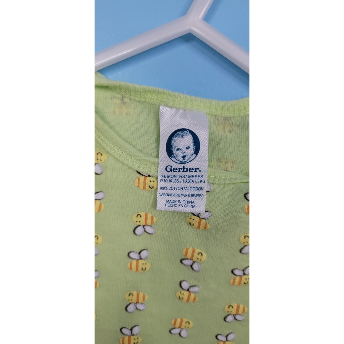 Gerber Infant Gown 0-6 Months Bee Print Stretchy Bottom Convertable Mittens