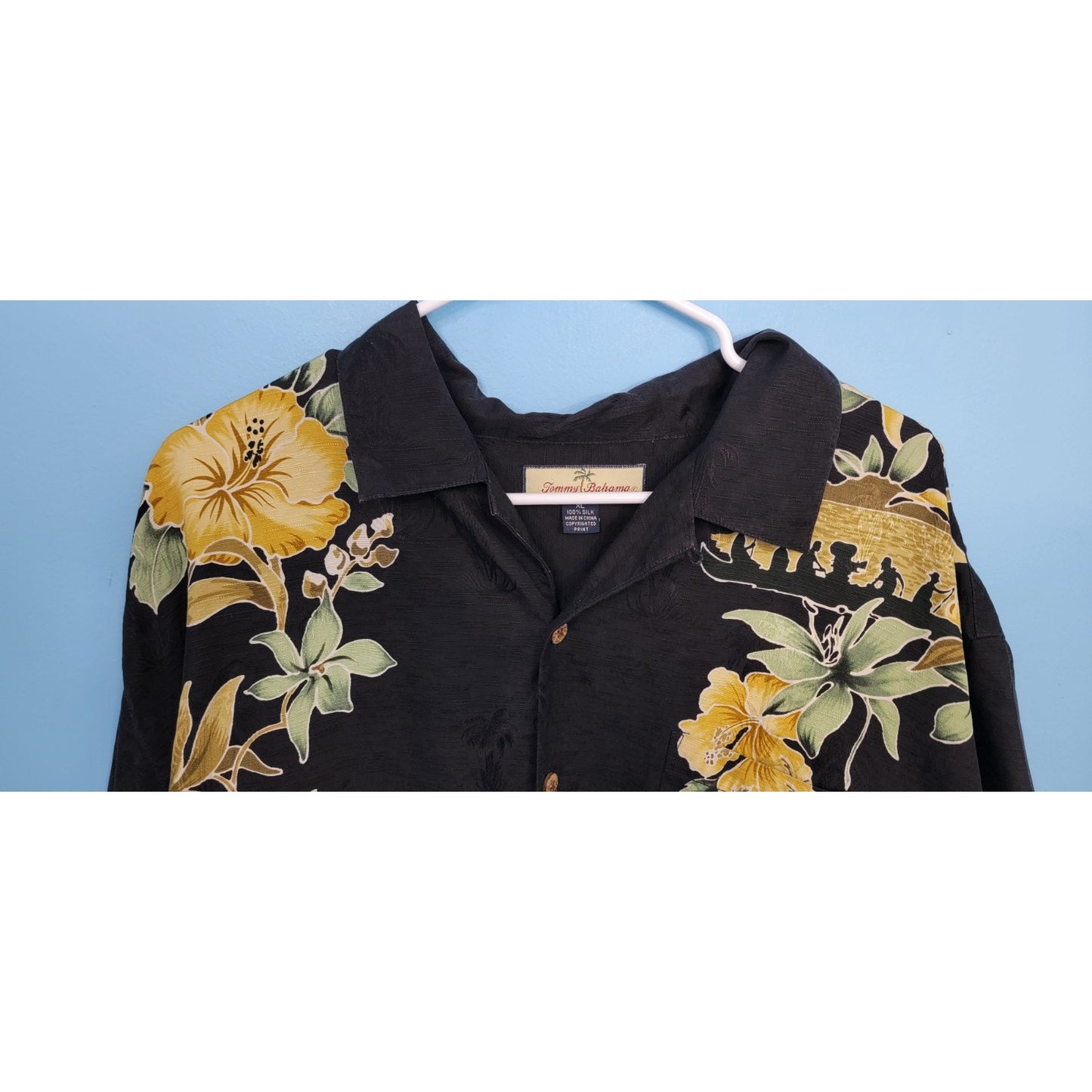 TOMMY BAHAMA 100% SILK BLACK YELLOW TROPICAL FLOWER SHORT SLEEVE SHIRT - XL