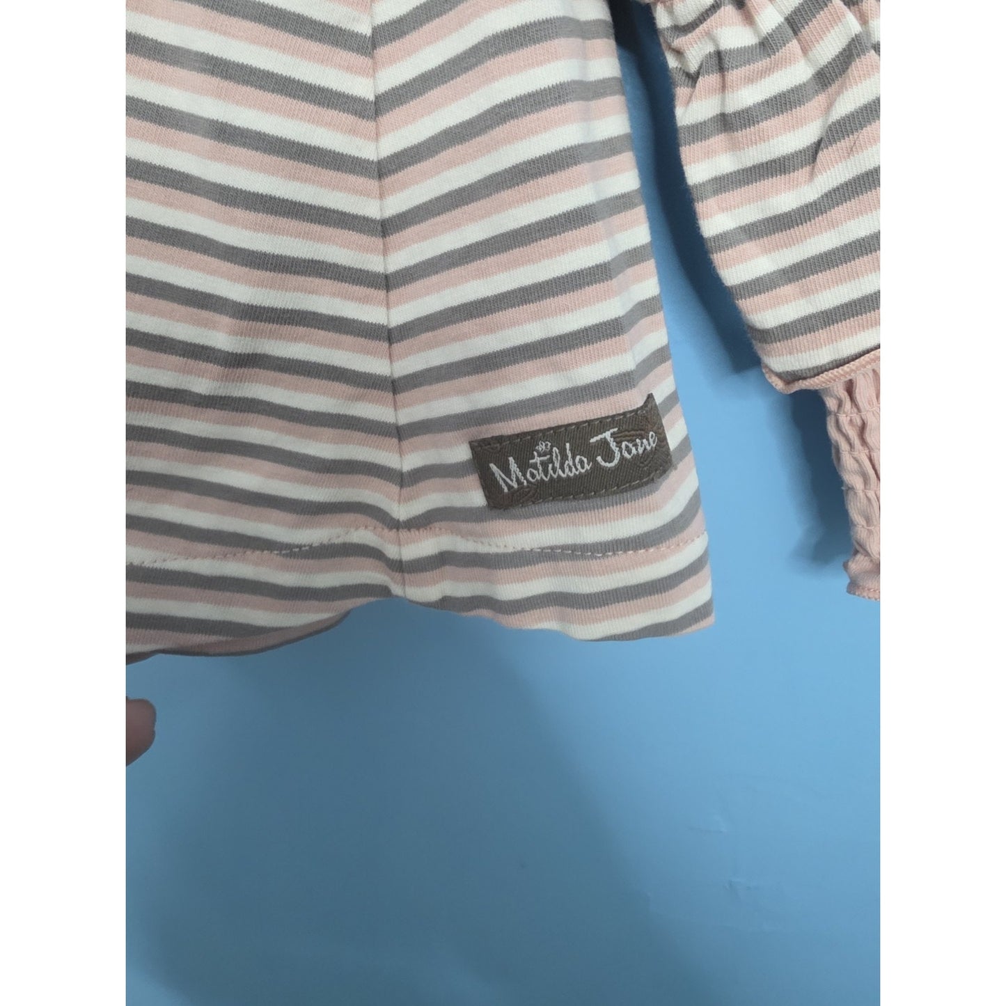 Matilda Jane Just Imagine Charlea Top Smocked Cuffs EUC Size 4