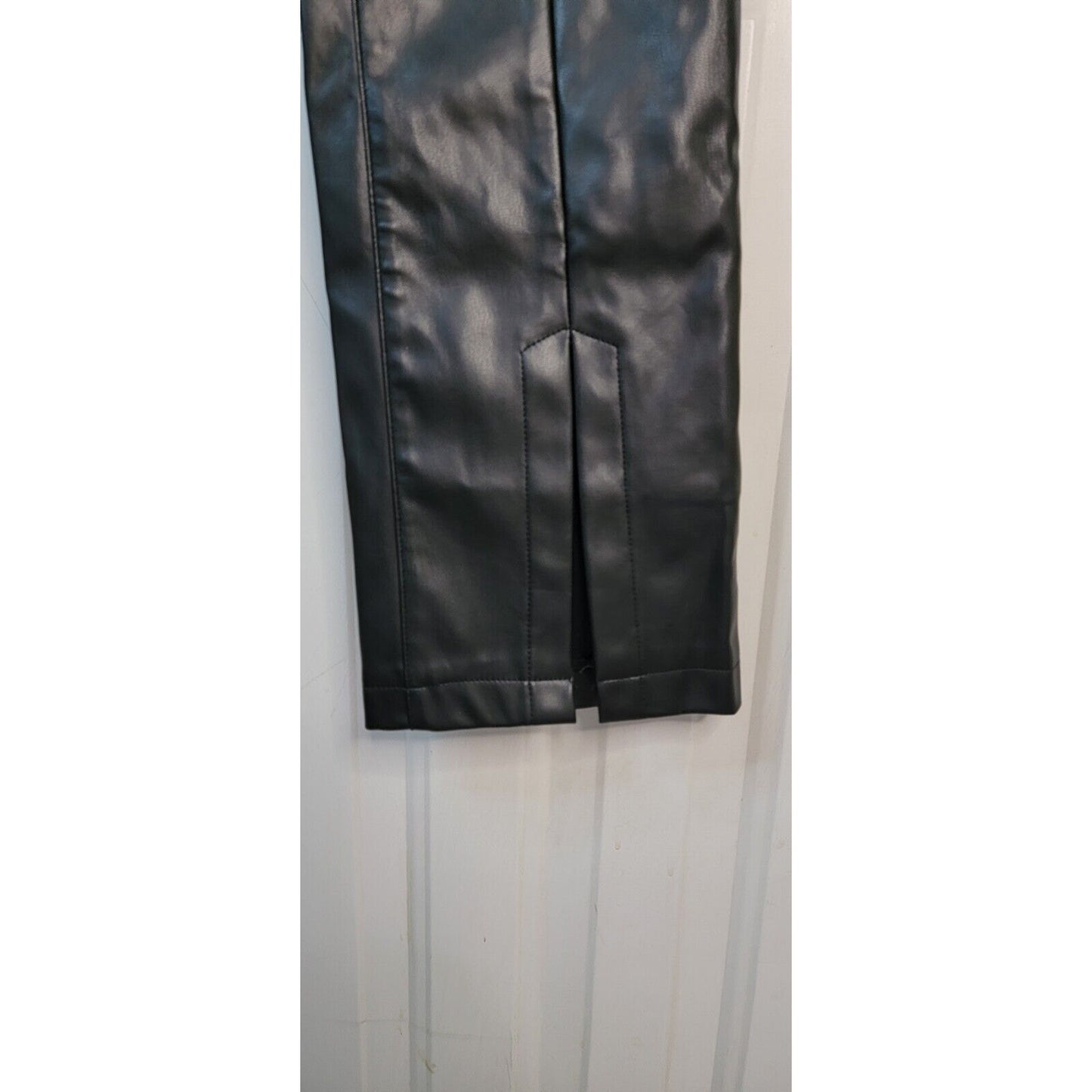 Women's Ayla Black Faux Leather Pants With Front Slit Size Small