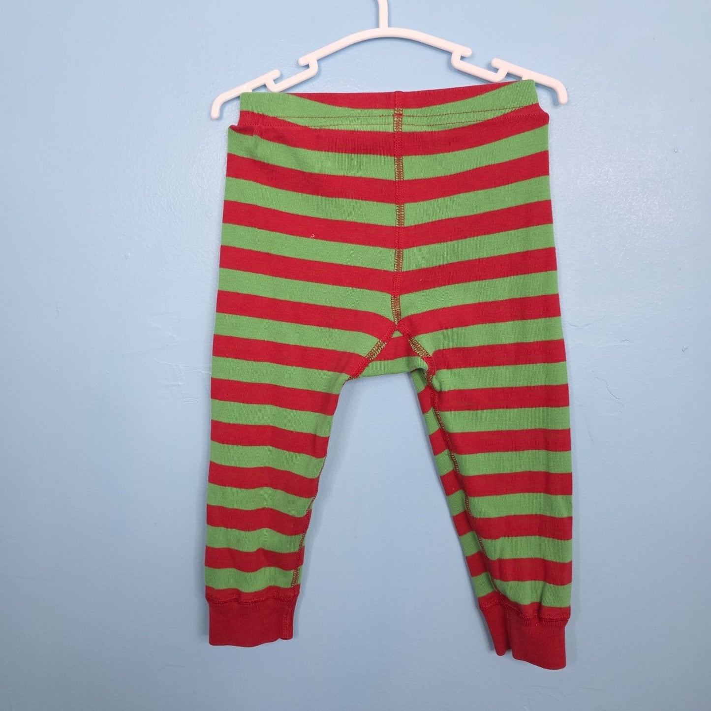 HANNA ANDERSSON red/green opposite striped pajamas Size 18/24 months