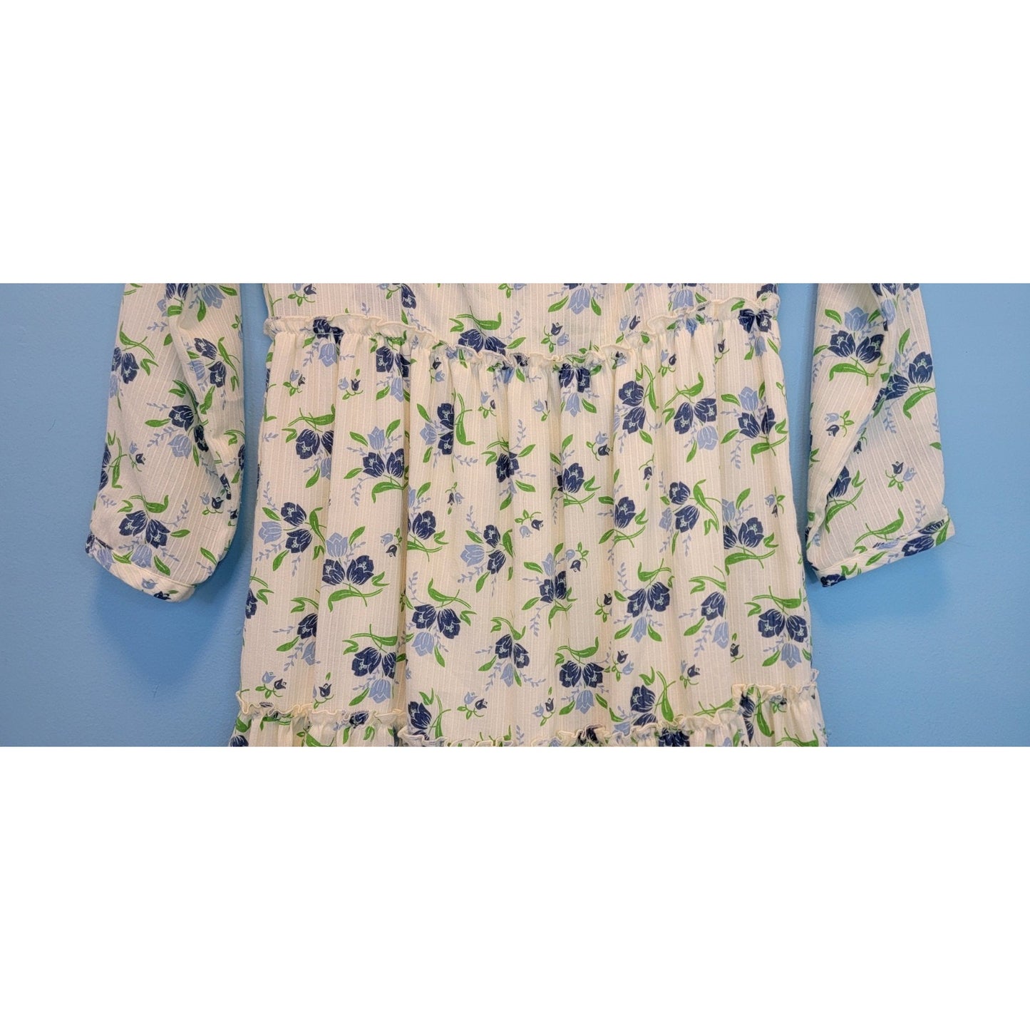 Sweet Baby Jamie Ivory Floral Print Tiered 3/4 Sleeve Midi Dress Size Medium