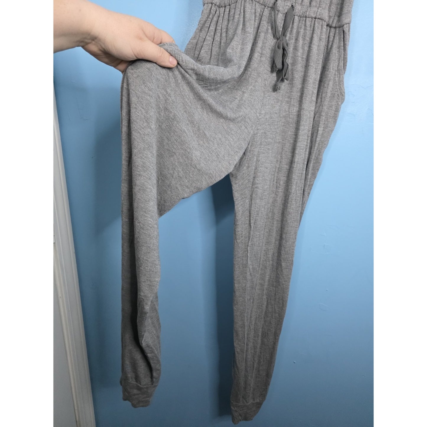 Aerie Jumpsuit Jogger Pants Tank Top Elastic Waist XS Pockets Loungewear Gray