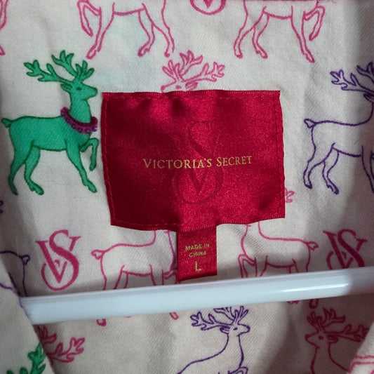 Victoria’s Secret Pajama Top Women’s L Festive Reindeer Holiday Print Button Up