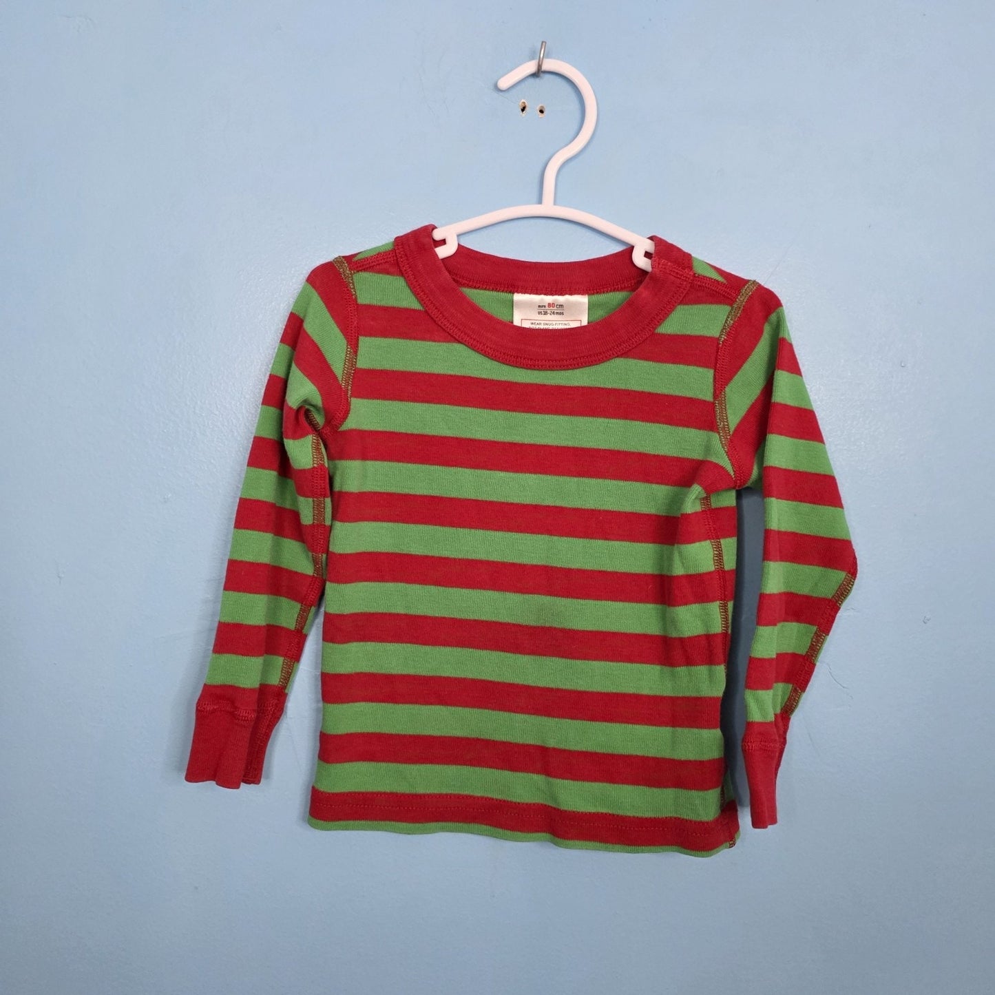 HANNA ANDERSSON red/green opposite striped pajamas Size 18/24 months