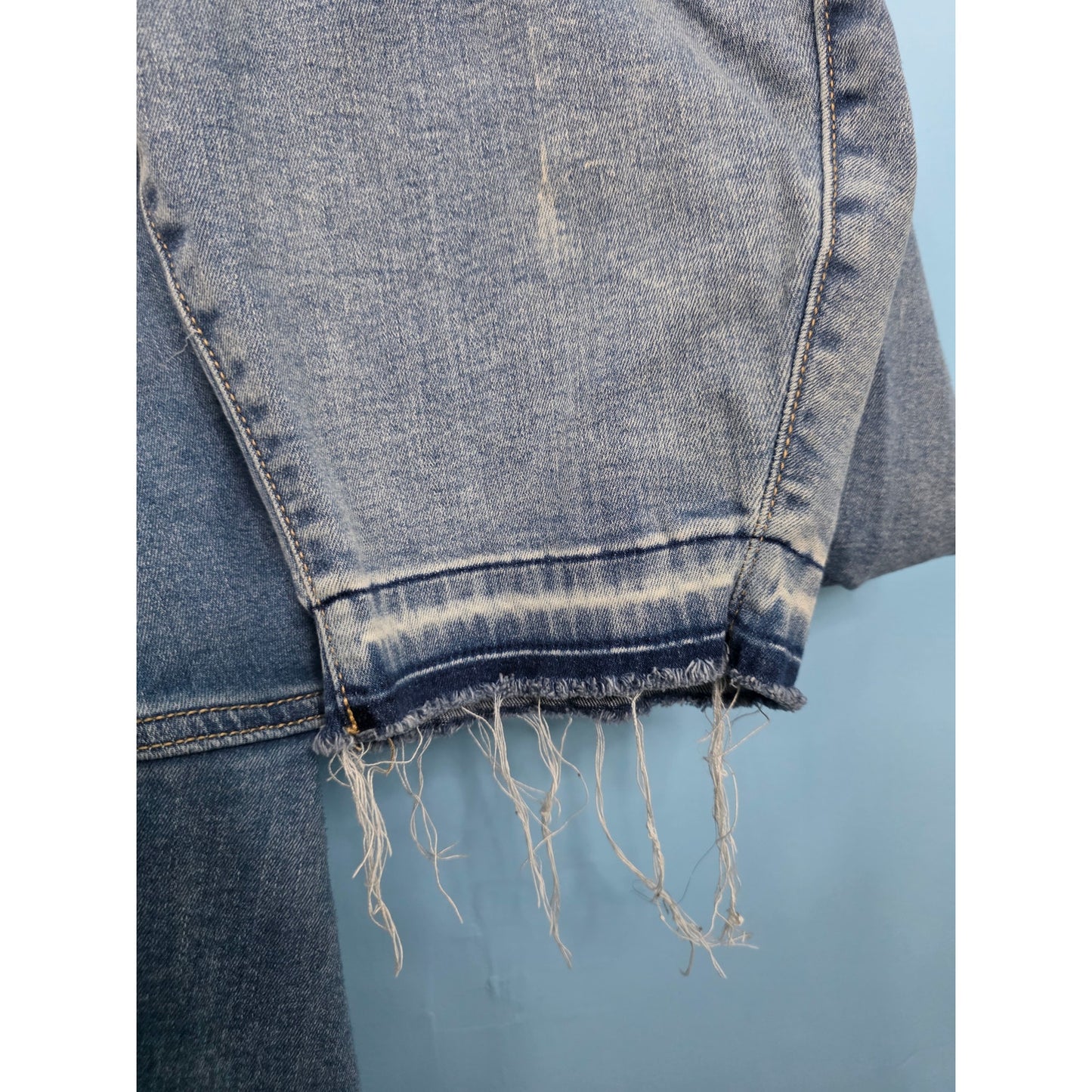 Torrid Denim Jegging Size 30 Short Frayed Hem Light Wash