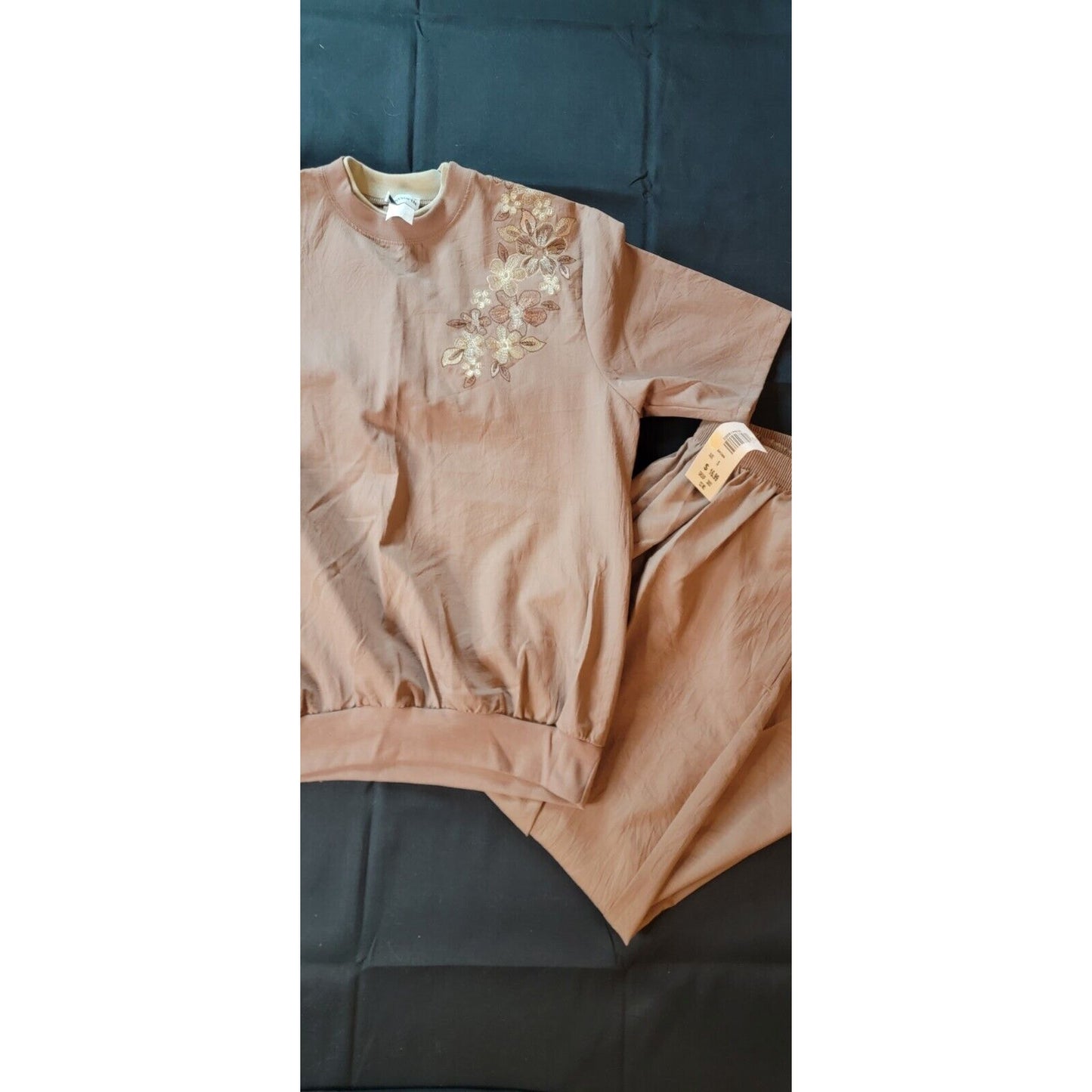 Bonworth 2 Piece Outfit Brown With Floral Embroidered Size Small, Top NWT
