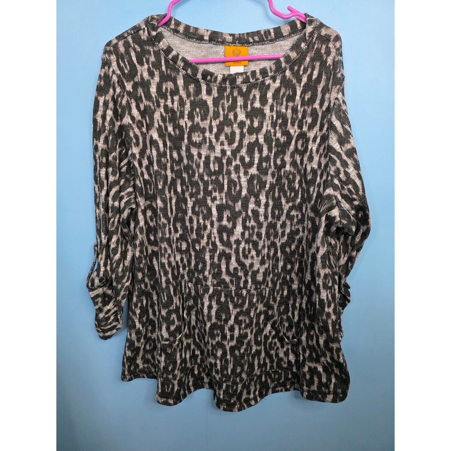 Ruby Rd 2X Sweater Gray Animal Print with Kangaroo Pocket