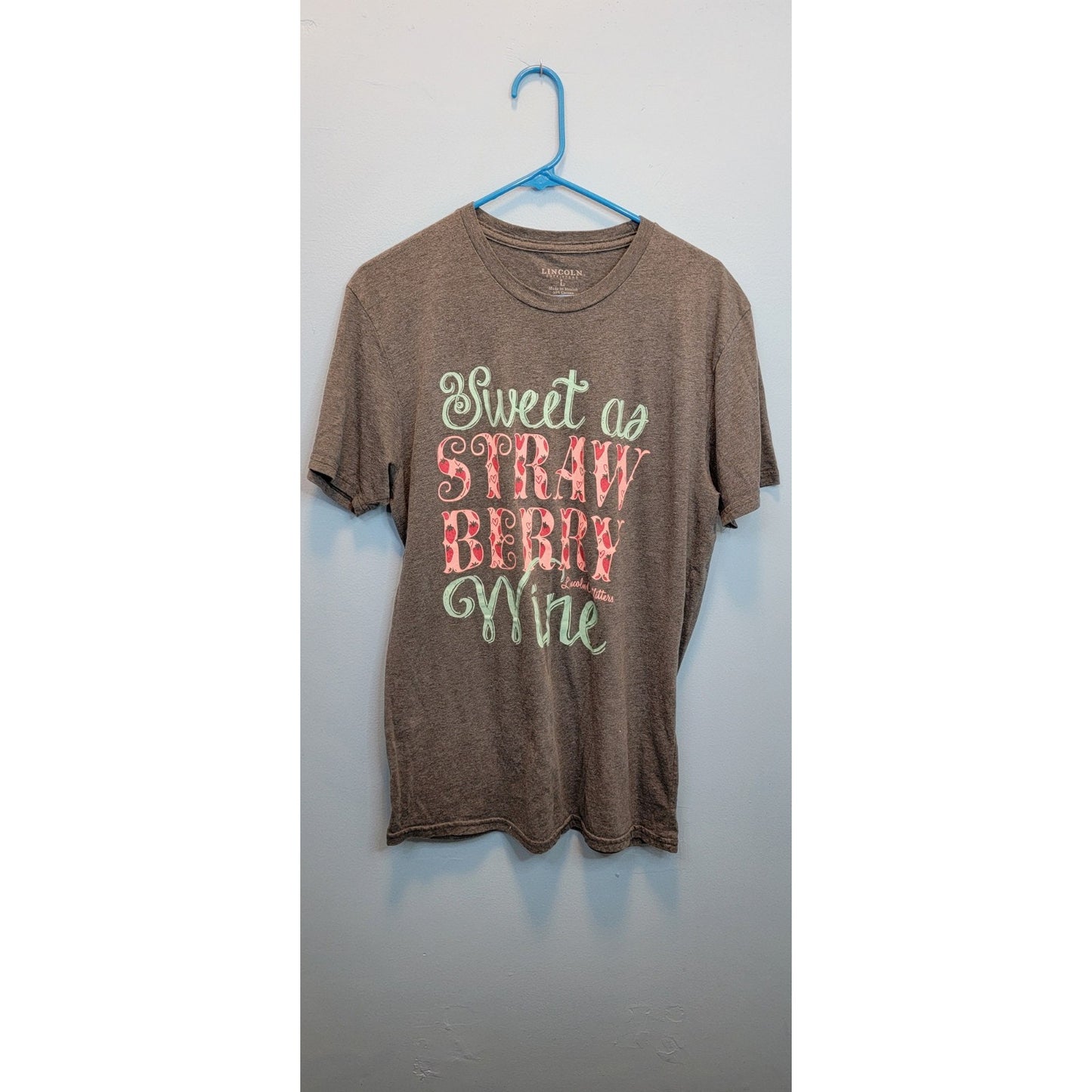 Women's Large Grey 'Sweet As Strawberry Wine' T-shirt Lincoln Outfitters
