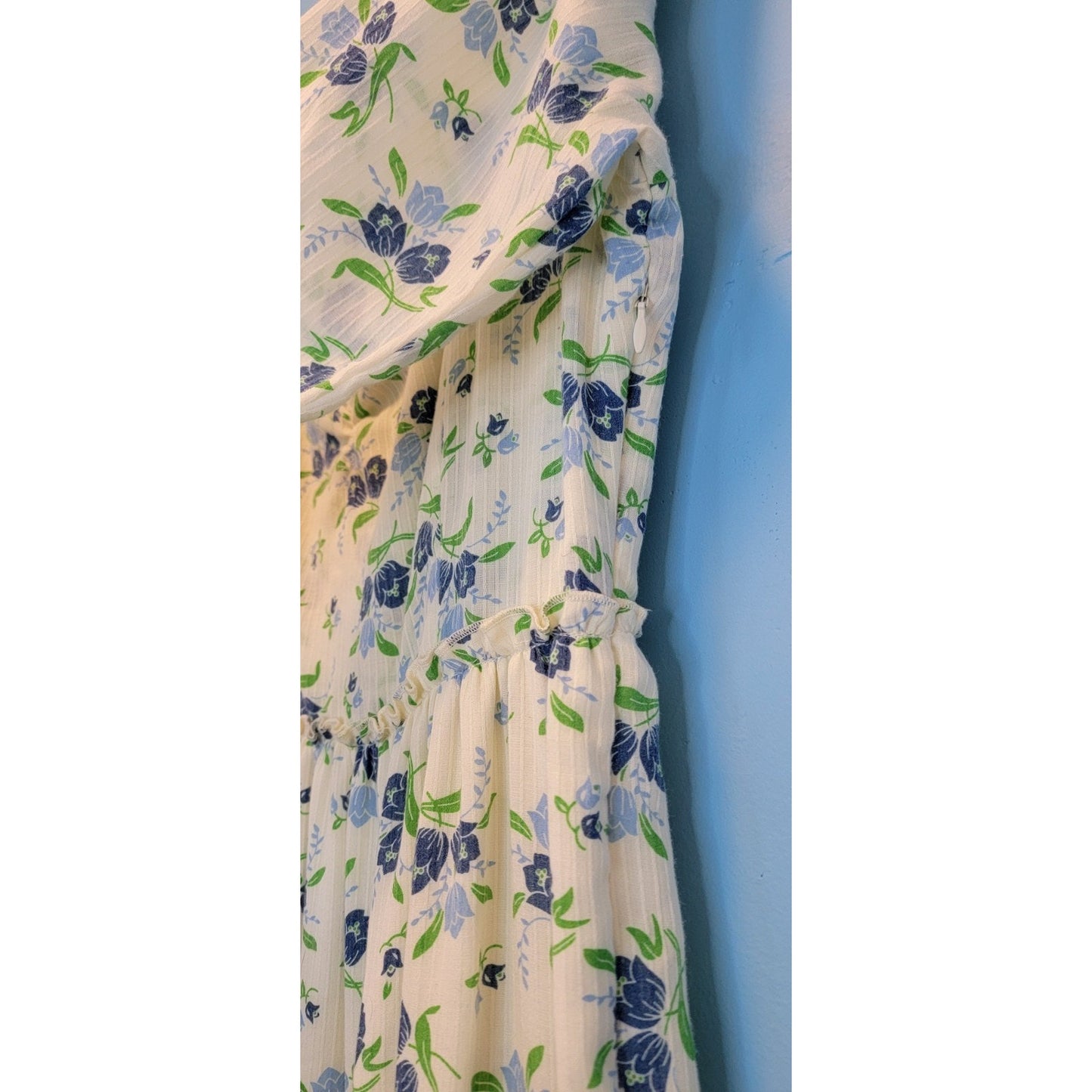 Sweet Baby Jamie Ivory Floral Print Tiered 3/4 Sleeve Midi Dress Size Medium