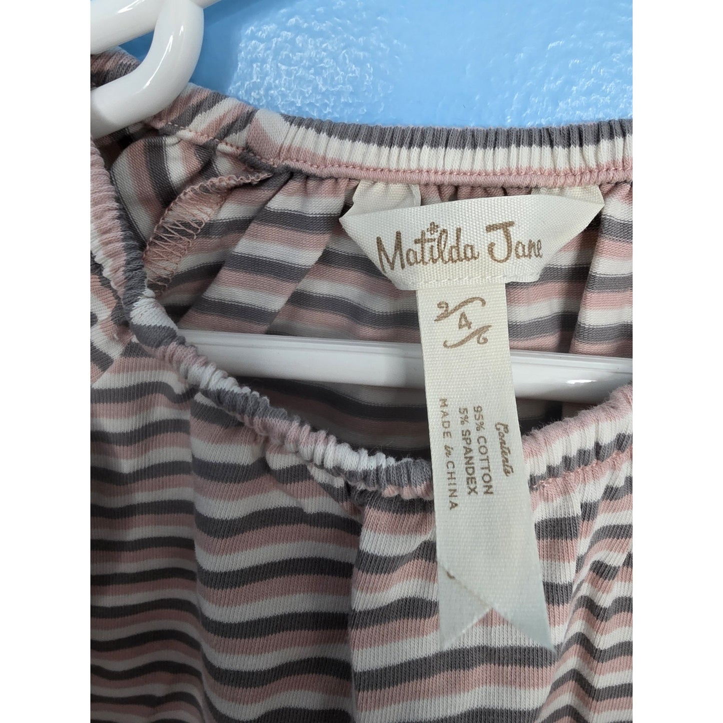 Matilda Jane Just Imagine Charlea Top Smocked Cuffs EUC Size 4